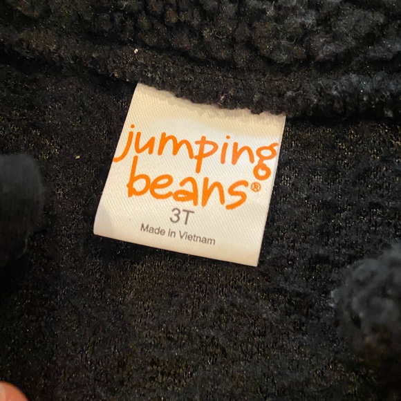 Zip up - Picture 2 of 2